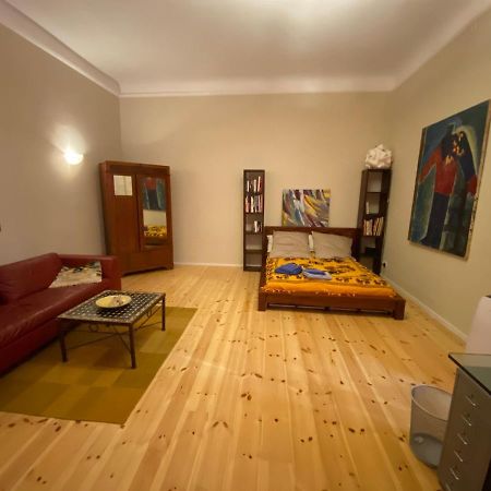 Fewo Gruene Mommsenstrasse - Bei Becker Klingeln Appartement Berlijn Buitenkant foto